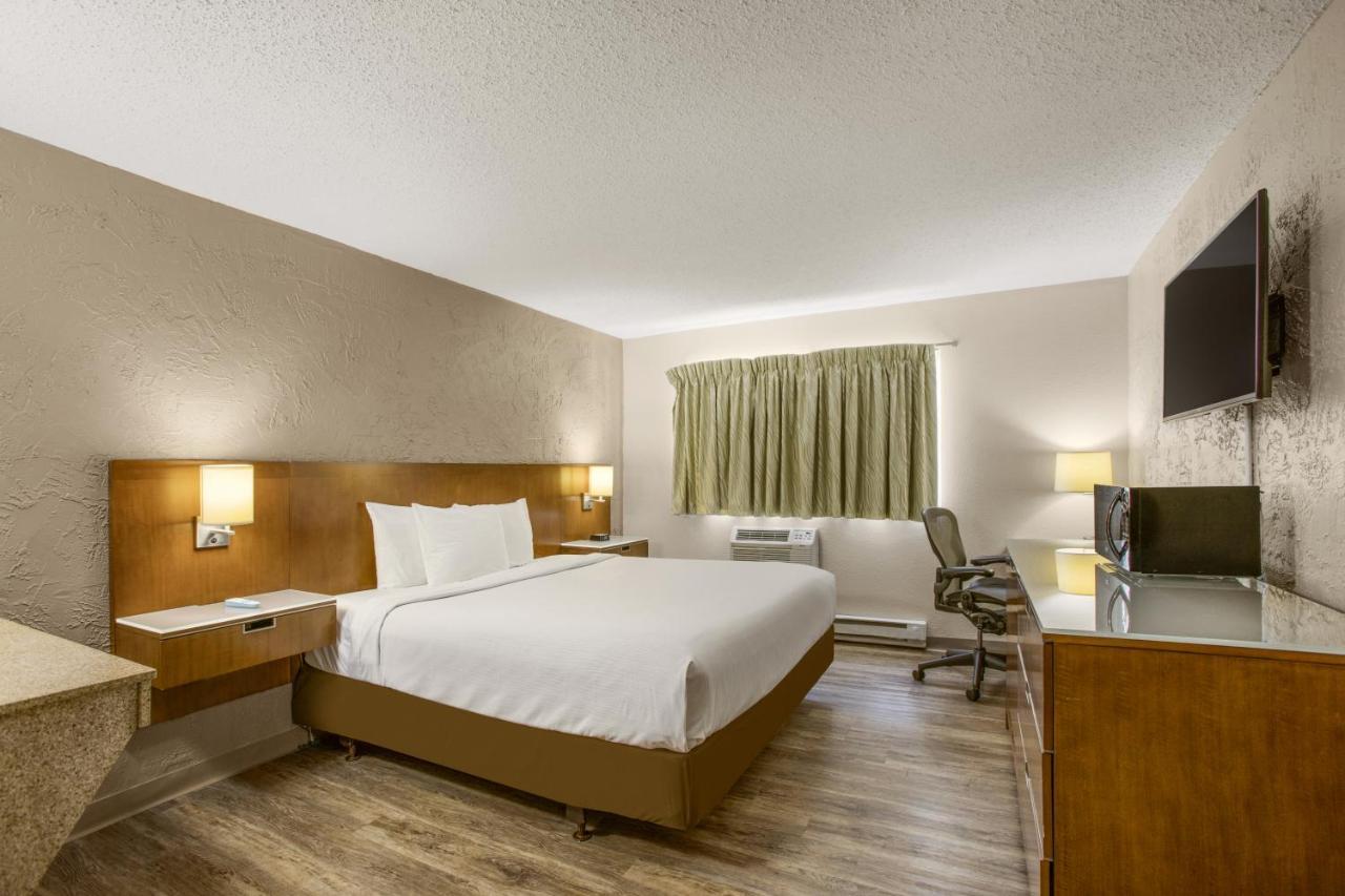 Rodeway Inn Каскейд Экстерьер фото